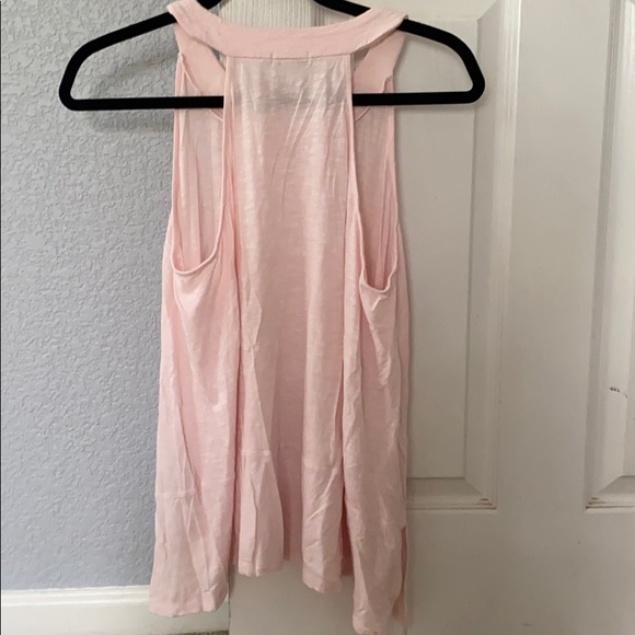 *** SOLD *** Gap tank top - Picture 2 of 6
